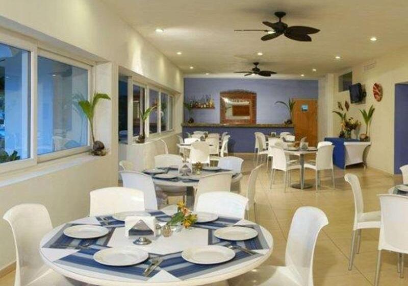 בית מלון כפרי Comfort Inn Puerto Vallarta Golfside & Marina