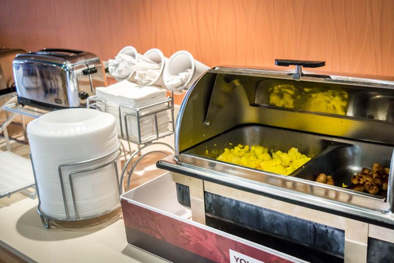 فندق Hampton Inn By Hilton Tampa Fairgrounds Casino