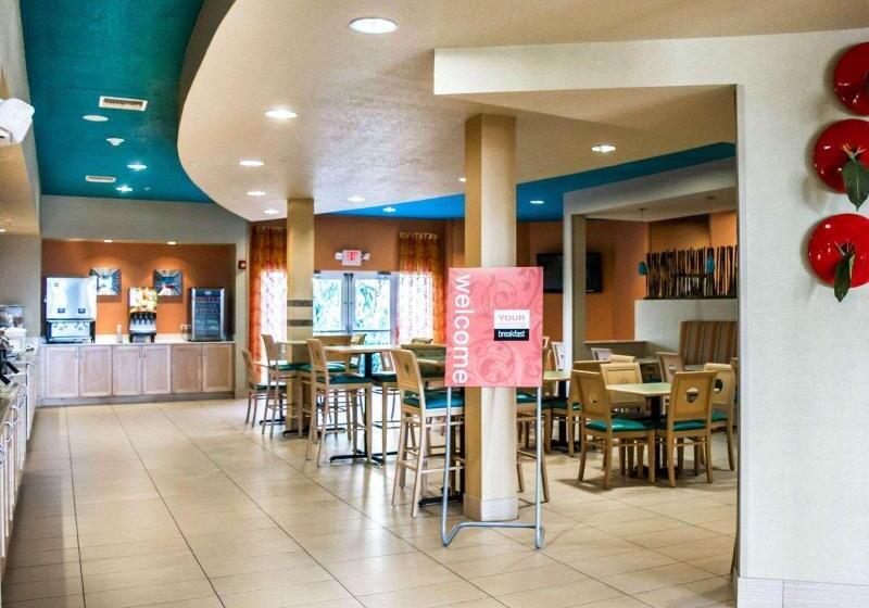 فندق Hampton Inn By Hilton Tampa Fairgrounds Casino