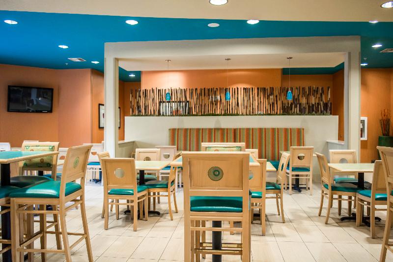 فندق Hampton Inn By Hilton Tampa Fairgrounds Casino