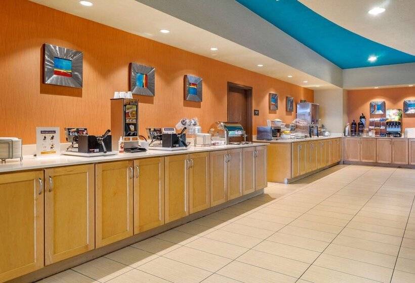 فندق Hampton Inn By Hilton Tampa Fairgrounds Casino