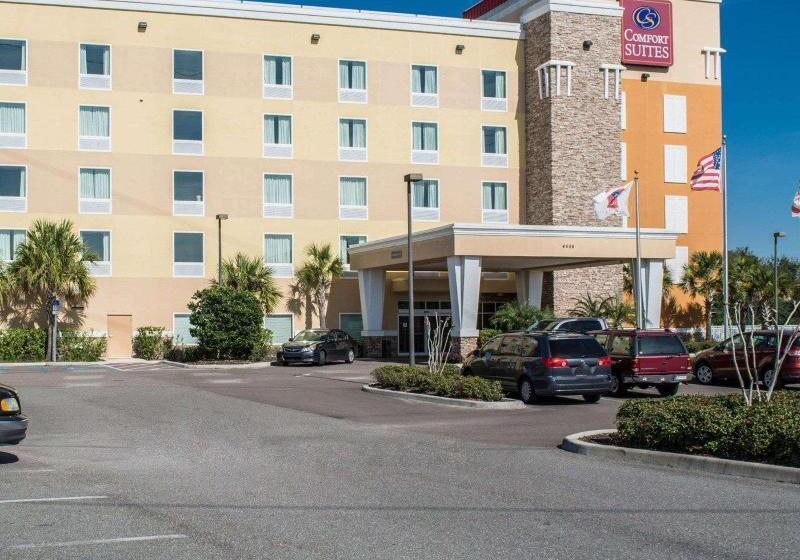בית מלון כפרי Hampton Inn By Hilton Tampa Fairgrounds Casino
