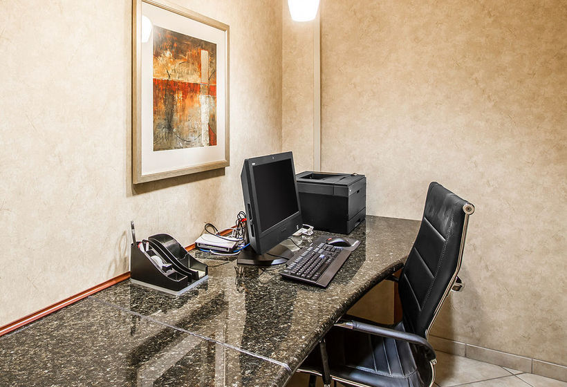 Отель Comfort Suites Prescott Valley