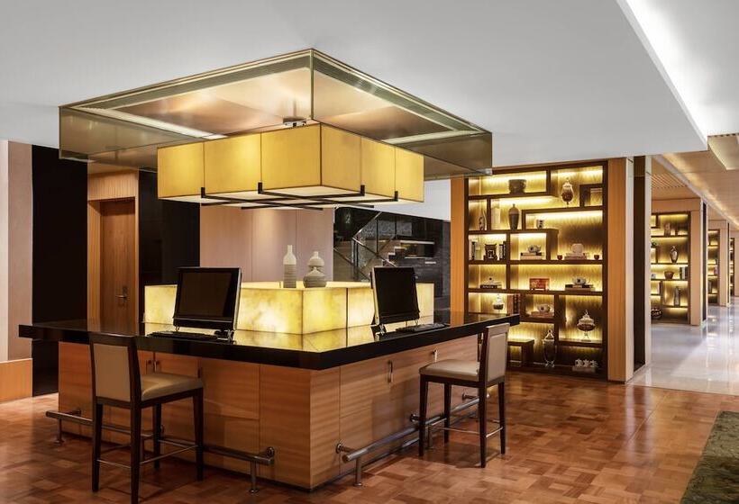 호텔 Courtyard By Marriott Shanghai Central