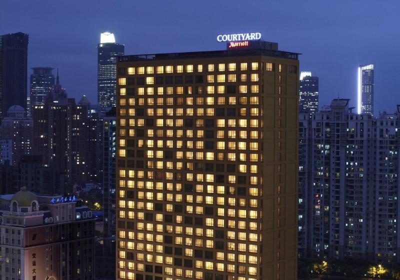 호텔 Courtyard By Marriott Shanghai Central