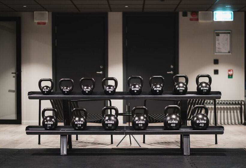 فندق Courtyard By Marriott Stockholm Kungsholmen