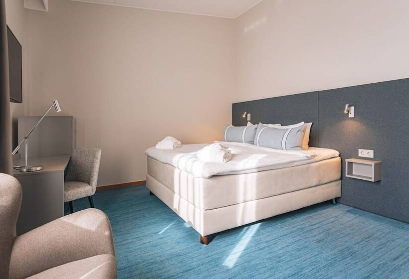 فندق Courtyard By Marriott Stockholm Kungsholmen
