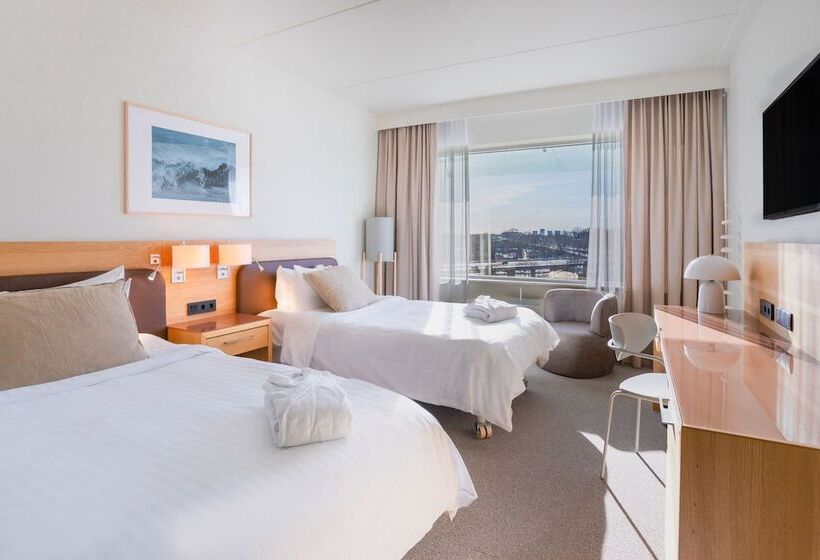 فندق Courtyard By Marriott Stockholm Kungsholmen