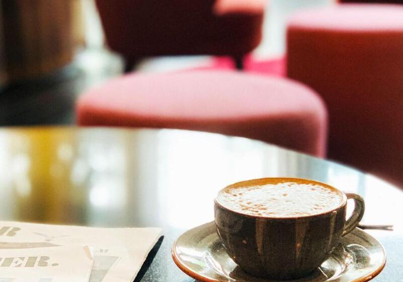 فندق Courtyard By Marriott Stockholm Kungsholmen