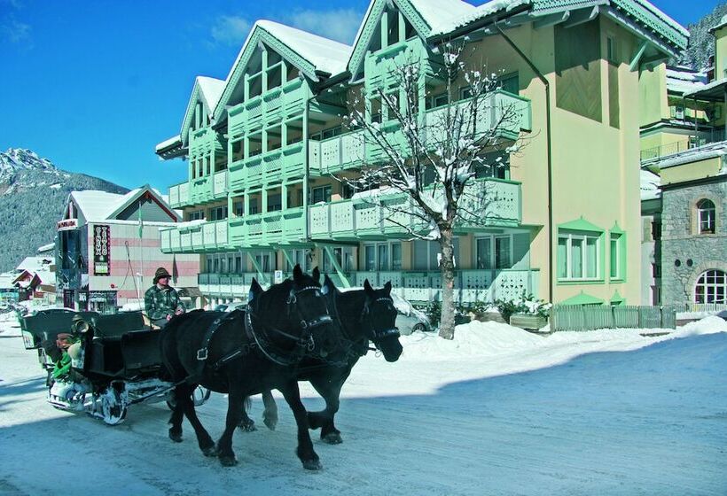 호텔 Dolomiti Schloss