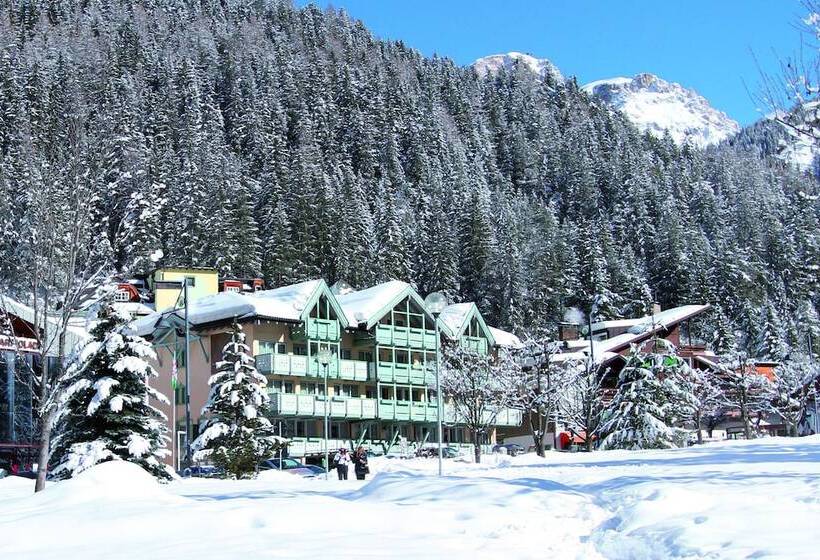 호텔 Dolomiti Schloss