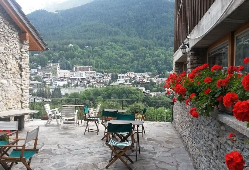 בית מלון כפרי Dolonne