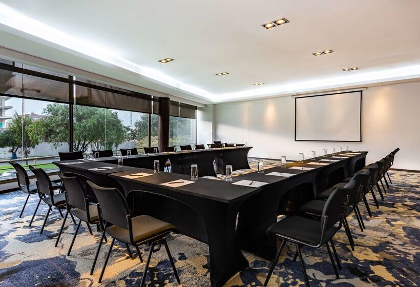 هتل Doubletree By Hilton Bogota Salitre Ar