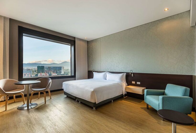 هتل Doubletree By Hilton Bogota Salitre Ar