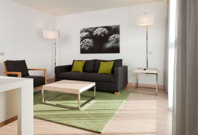 Doubletree By Hilton Hotel Girona