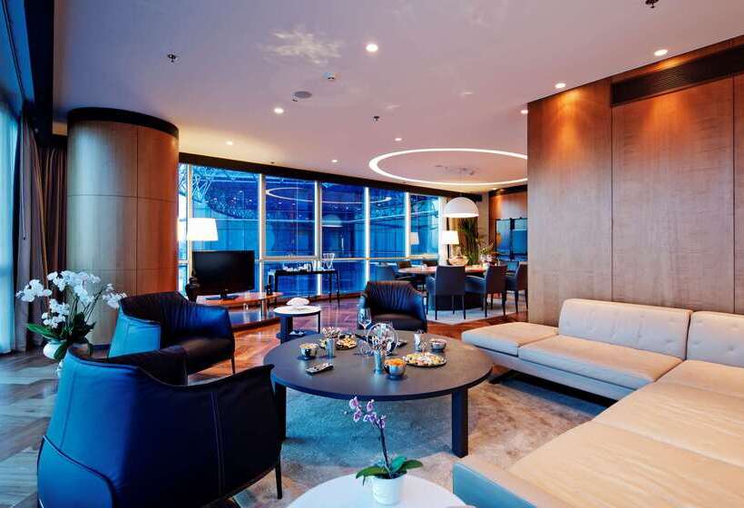 Hotel Doubletree By Hilton Istanbulmoda