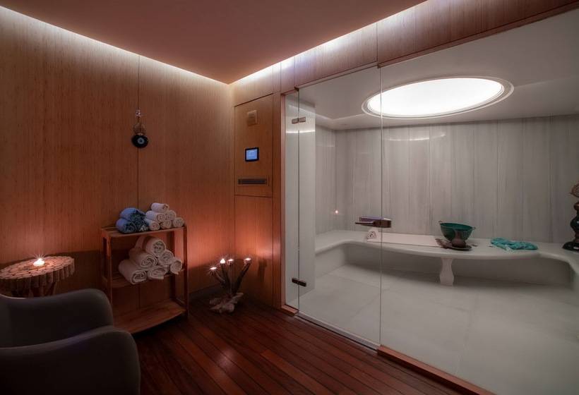 Hotel Doubletree By Hilton Istanbulmoda