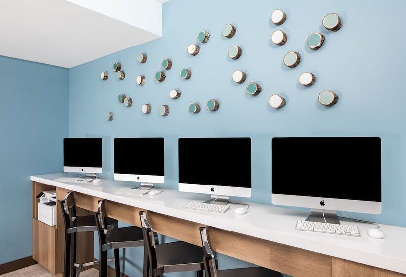 호텔 Element Times Square West