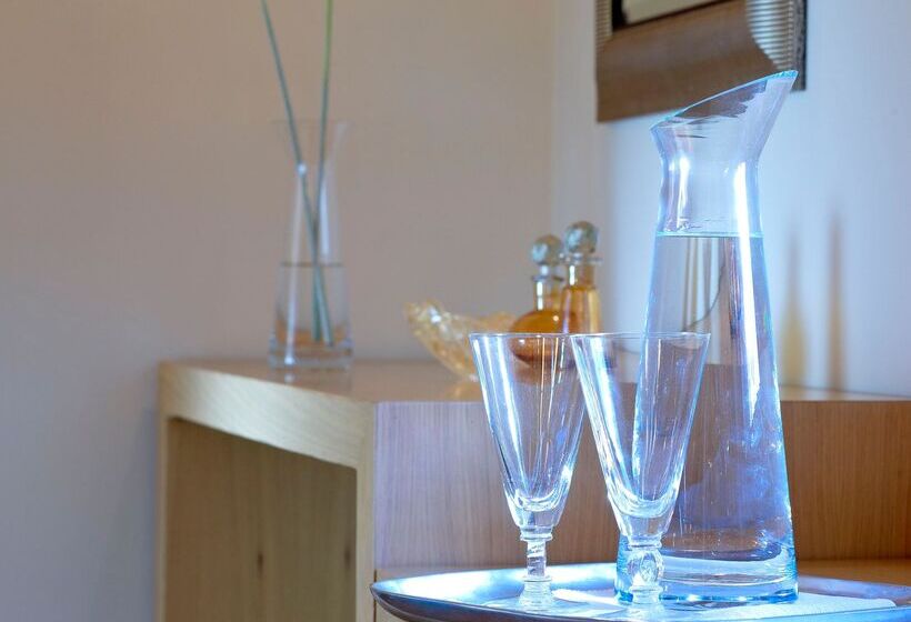 هتل Eliathos Residence Houses