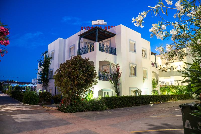 호텔 Evdokia Apartments