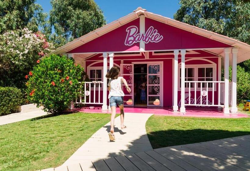 فندق Forte Village Resort  Il Castello