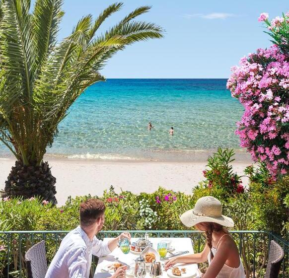 فندق Forte Village Resort  Il Castello