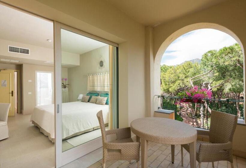 فندق Forte Village Resort  Il Castello