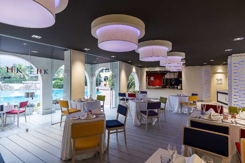 فندق Forte Village Resort  Il Castello