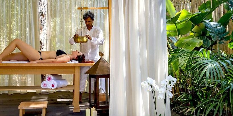 호텔 Forte Village Resort  Il Castello
