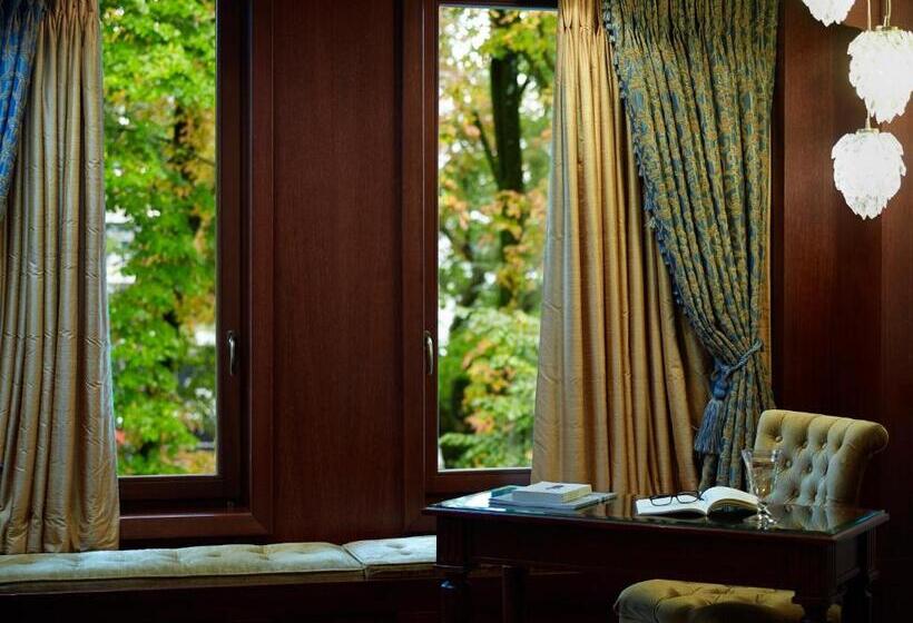 فندق Grand Serai Congress And Spa