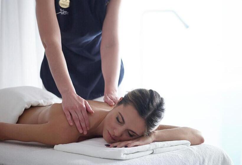 فندق Grand Serai Congress And Spa