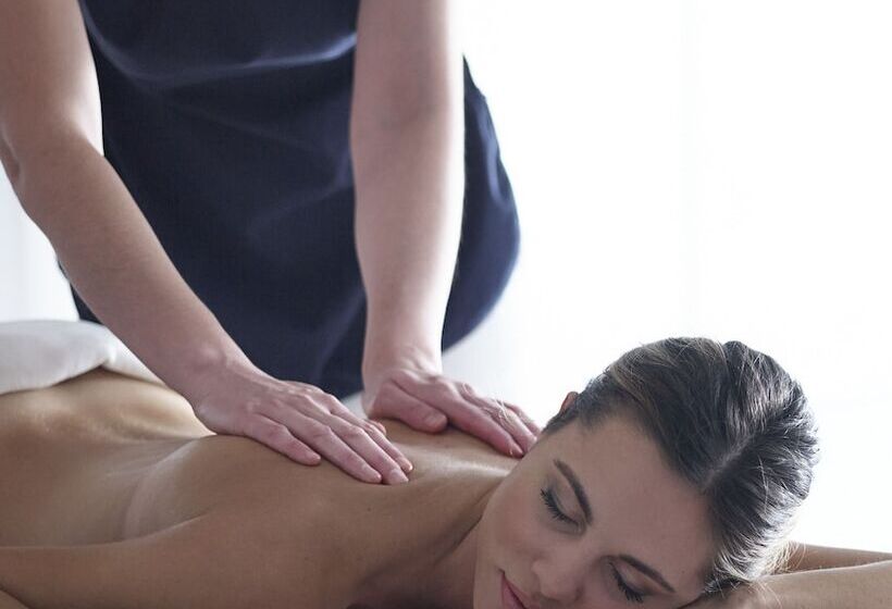 فندق Grand Serai Congress And Spa