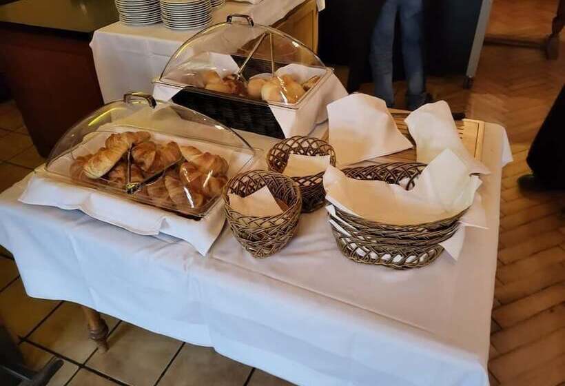 Отель Harder Minerva