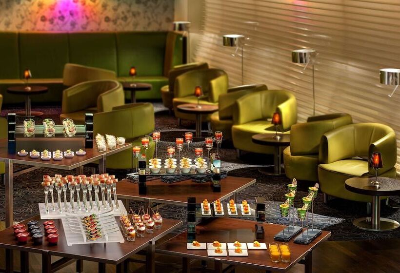 Отель Hilton Frankfurt Airport