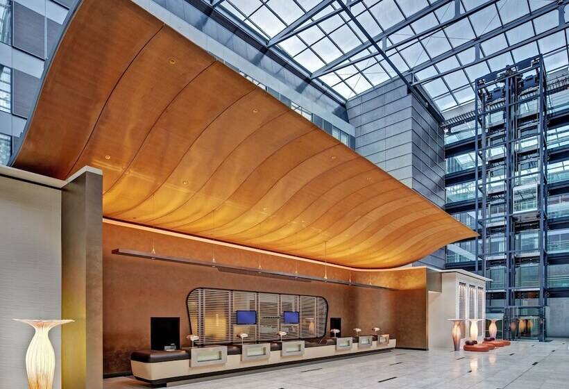 Отель Hilton Frankfurt Airport