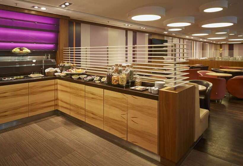 Отель Hilton Frankfurt Airport