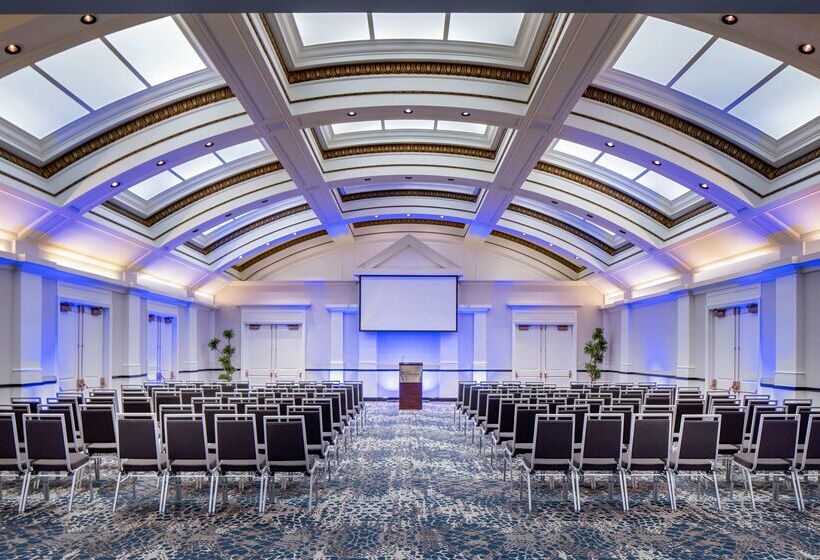 فندق Hilton Garden Inn Jackson Downtown