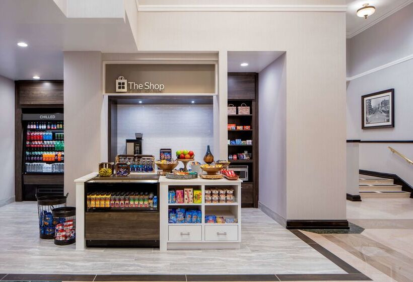 فندق Hilton Garden Inn Jackson Downtown