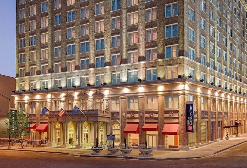 فندق Hilton Garden Inn Jackson Downtown