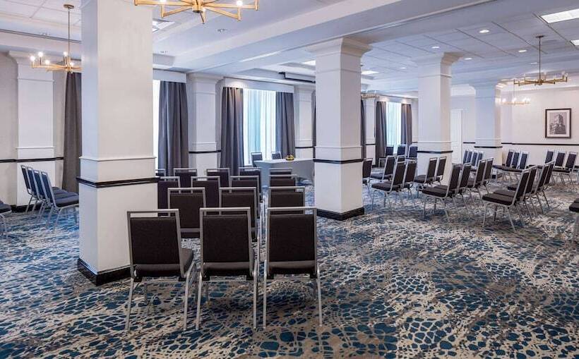 فندق Hilton Garden Inn Jackson Downtown