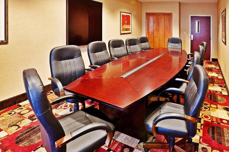 Holiday Inn Express Hotel & Suites Bartlesville, An Ihg