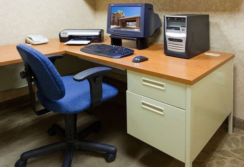 Holiday Inn Express Hotel & Suites Brainerd Baxter, An Ihg