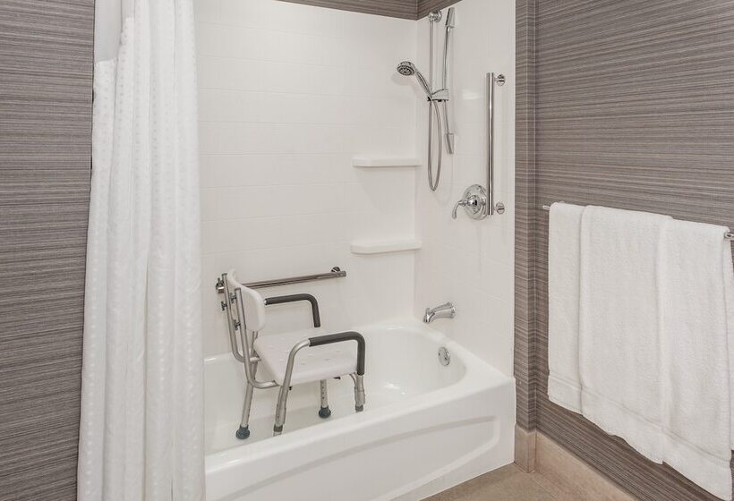 Holiday Inn Express Hotel & Suites East End, An Ihg