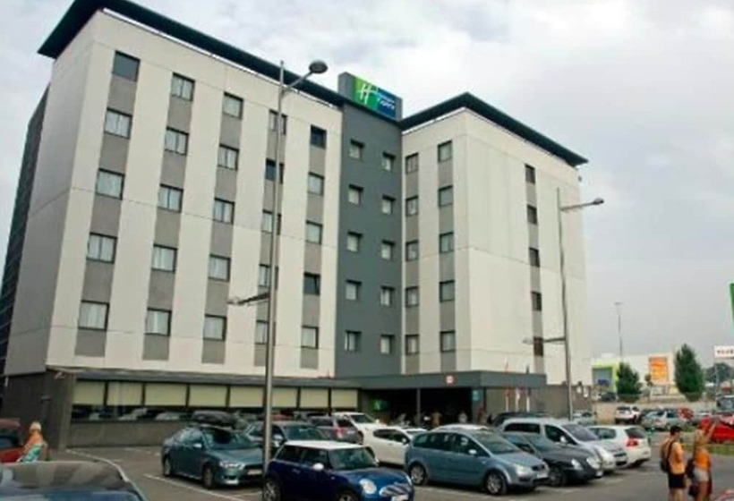 호텔 Holiday Inn Express Campo De Gibraltar Barrios, An Ihg