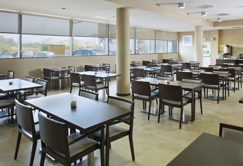 호텔 Holiday Inn Express Campo De Gibraltar Barrios, An Ihg