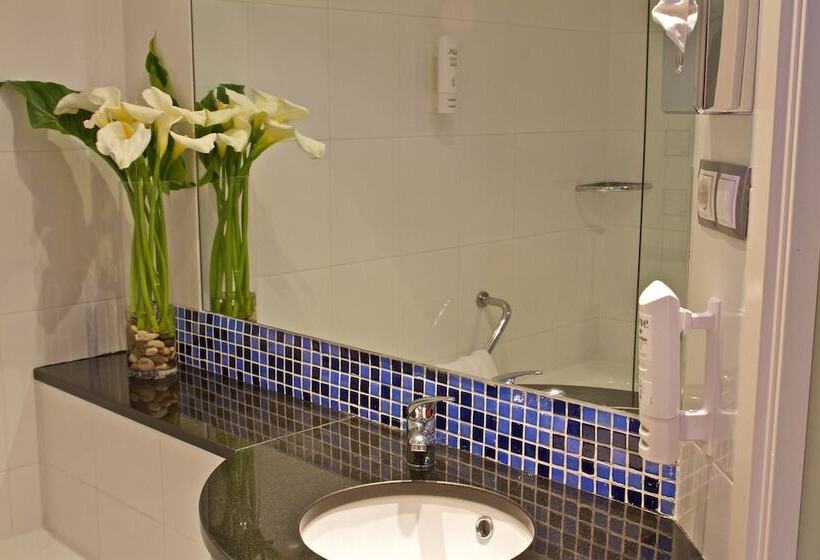 호텔 Holiday Inn Express Campo De Gibraltar Barrios, An Ihg