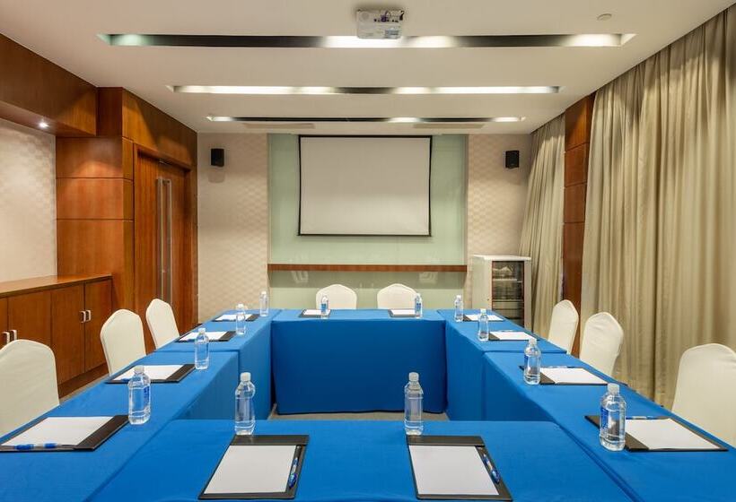 호텔 Holiday Inn Express Shanghai Jinqiao Central, An Ihg