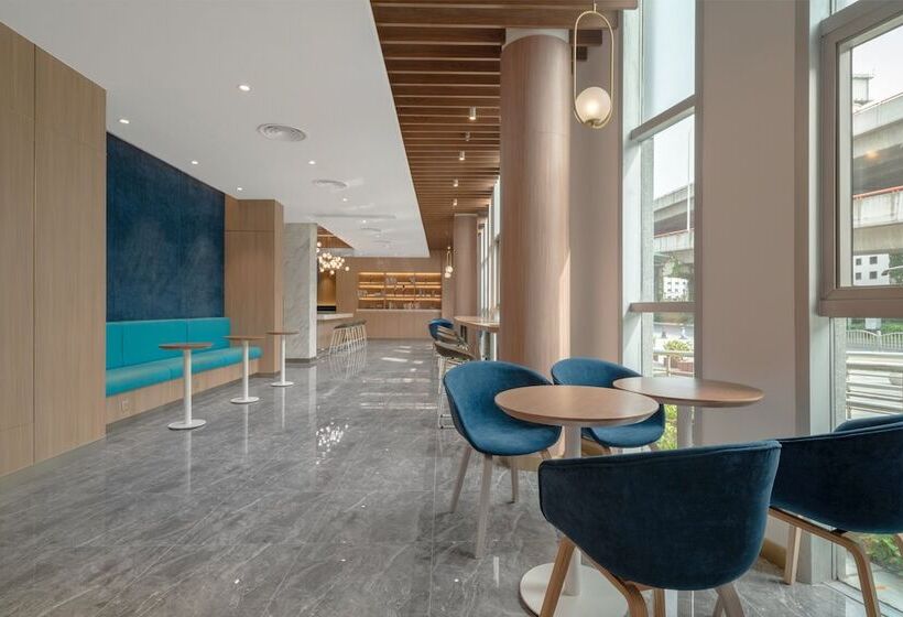 호텔 Holiday Inn Express Shanghai Jinqiao Central, An Ihg