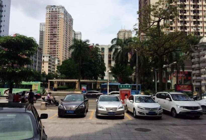 Отель Jinjiang Inn Select Huizhou West Lake Pedestrian Street