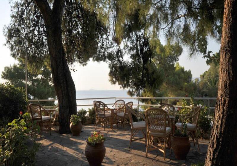 King Saron Hotel Resort